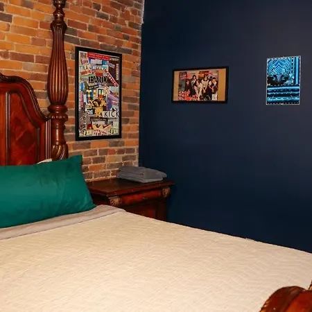 Printers Alley Downtown Mansion * Nashville