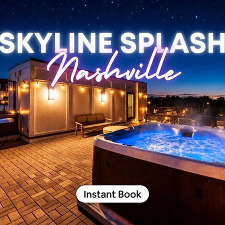 Rooftop Hot Tub & Skyline Views Near Broadway Holiday home *