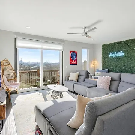 Skyline View-patio & Fire Pit-mins To Germantown Holiday home *