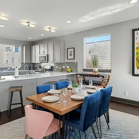 Skyline View-patio & Fire Pit-mins To Germantown Holiday home Nashville