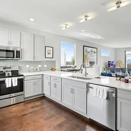 Skyline View-patio & Fire Pit-mins To Germantown Holiday home Nashville