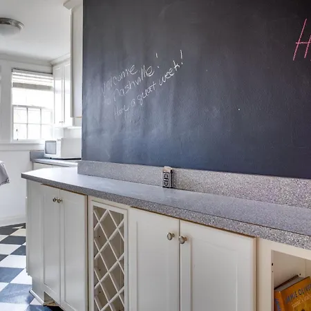 Rhythm - Walk To 12 South - Mins To Broadway Holiday home