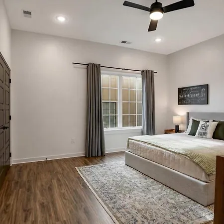 Group Getaway - 2 Homes Rooftops 28 * Nashville