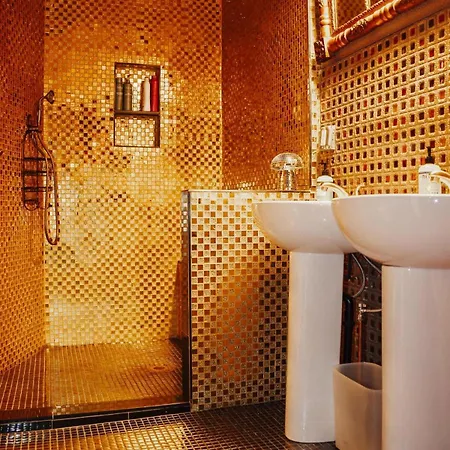 Printers Alley Downtown Mansion Holiday home *