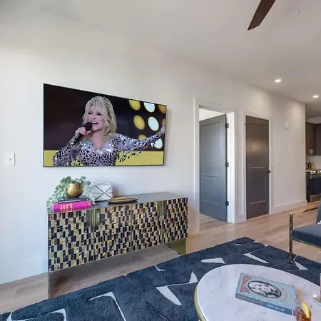 Holiday home Twin Notes - Odyssey - 2 Units - Mins To Broadway Nashville