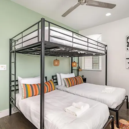 Hurst House - 4 Stylish Homes - Mins To Germantown *