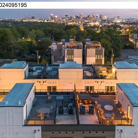 Escape With Skyline Deck And Hot Tub *