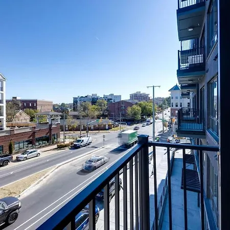 Twin Notes - Odyssey - 2 Units - Mins To Broadway Nashville