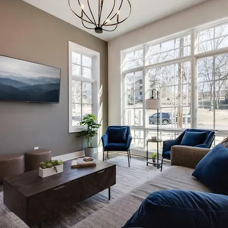 West End Dreams-2 Homes-6 Mins To Broadway *