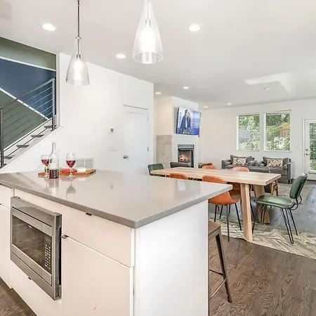 Hurst House - 4 Stylish Homes - Mins To Germantown Holiday home Nashville