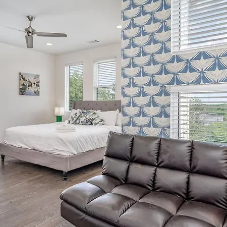 Hurst House - 4 Stylish Homes - Mins To Germantown Holiday home Nashville