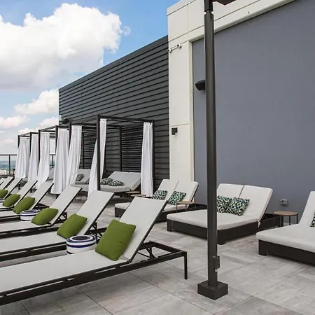 Landing Stunning 2Bd Rooftop Lounge Gym * Nashville