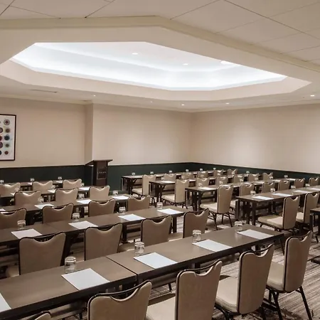 Loews At Vanderbilt Plaza 4* Nashville