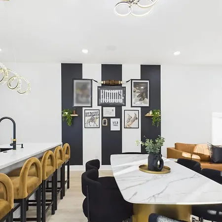 Halo-rooftop Patio & Game Room-mins To Broadway * Nashville