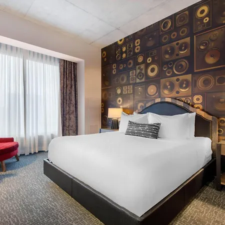 Cambria Downtown Hotel