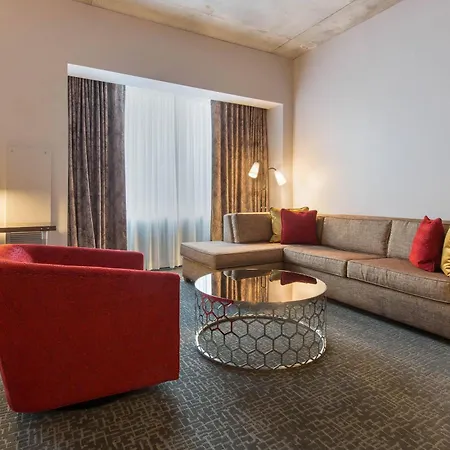 Hotel Cambria Downtown Nashville