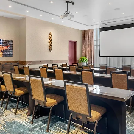 Cambria Downtown Hotel
