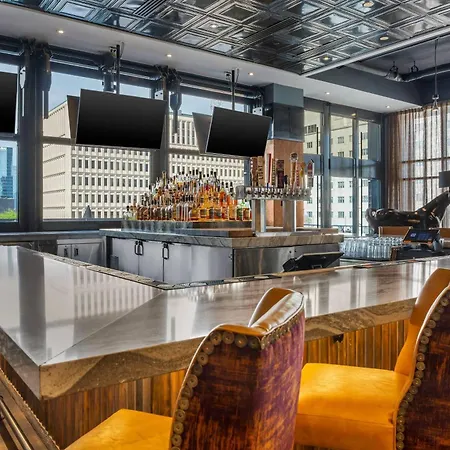 Hotel Cambria Downtown