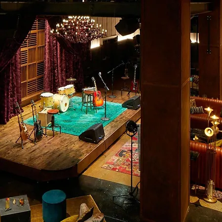 Hutton Hotel, Nashville, A Tribute Portfolio