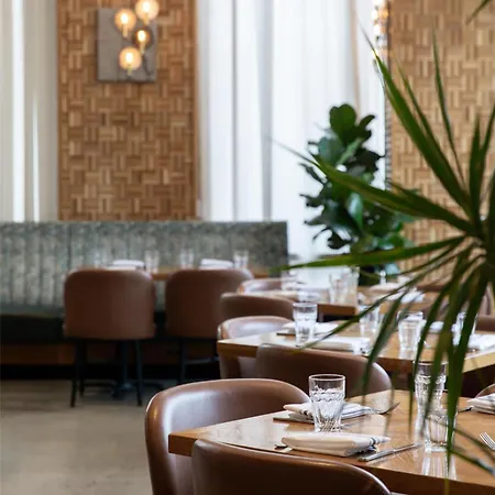 Hyatt Centric Downtown 4*
