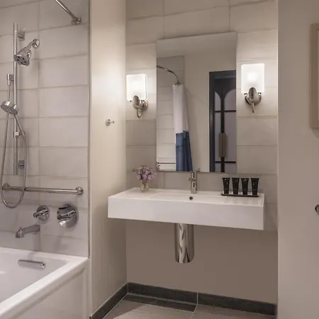 Hyatt Centric Downtown 4* Nashville