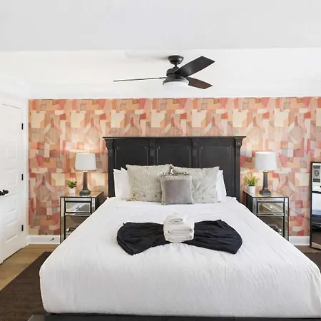 Gulch Melody - Private Rooftop - Heart Of Gulch Holiday home *