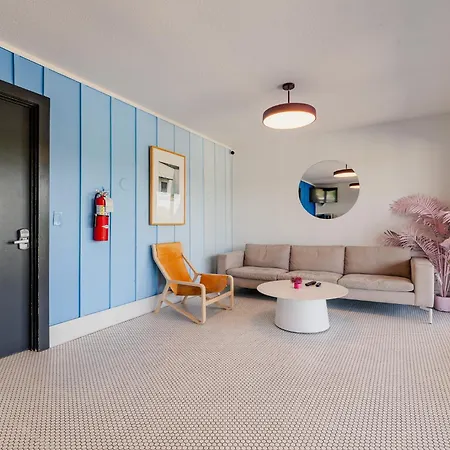 Hotel The Iris Nashville