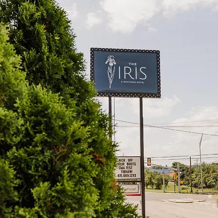 The Iris Hotel 2*