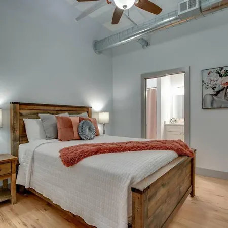 Apartment The Majestic Lofts *