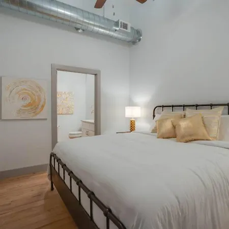 The Majestic Lofts