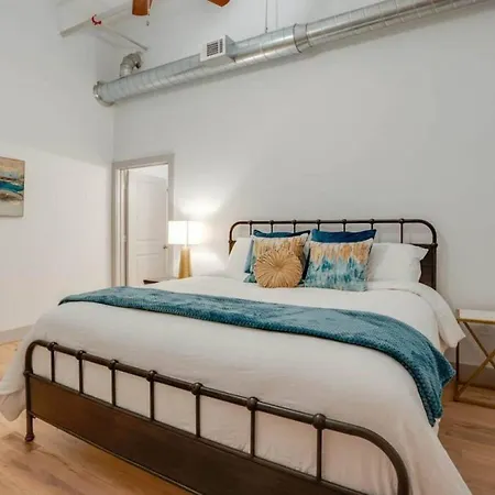 The Majestic Lofts Apartment