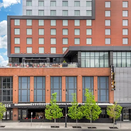 Cambria Downtown Hotel 4*