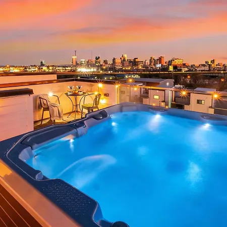 New Nash Eras - 15 Beds - Hot Tub On Rooftop Deck Nashville