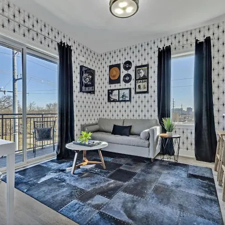 The Outlaw In Downtown By Nautical Holiday home