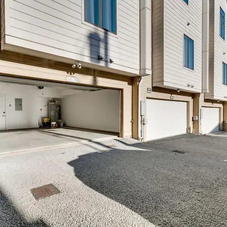 Holiday home Edgehill Hq Luxury 3 Kings 2 Car Garage