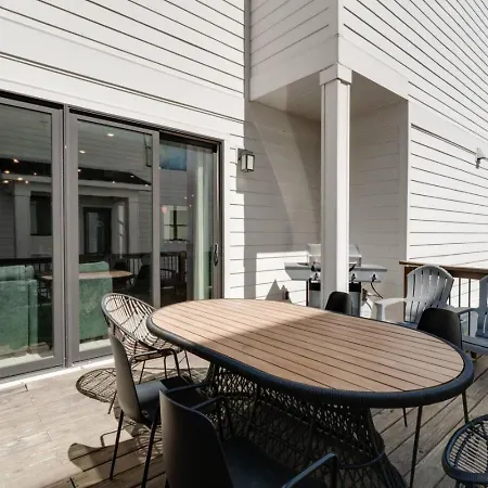 The Mural House, 11 Bed Group Hq ,near The Gulch Holiday home *