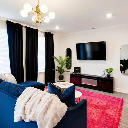 Holiday home Funtastic 4 Bdr In The Nations