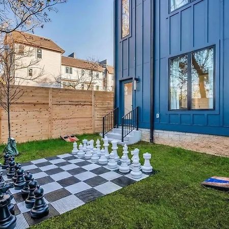 Holiday home Hot Tub Poker Pool Table & Rooftop Mls View