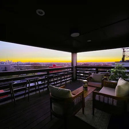 Holiday home Luxe Pool Hot Tub & Game Downtown