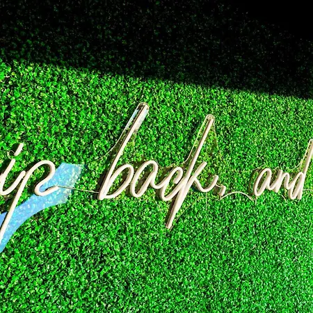 Luxe Pool Hot Tub & Game Downtown Nashville