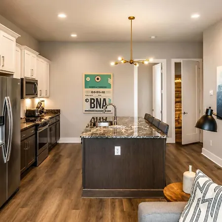 Holiday home Retreat Sleeps 12 Minutes To Broadway Nashville