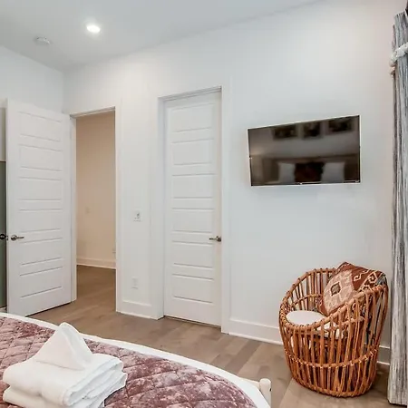 Holiday home Aloha By Local Nashville