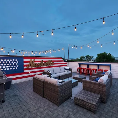 Ultimate Rooftop Double Games Bbq Skyline Views Holiday home Nashville