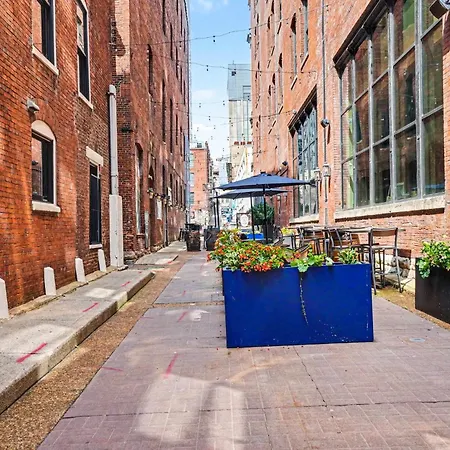 Holiday home Music Alley - Walk To Broadway & Printers Alley *