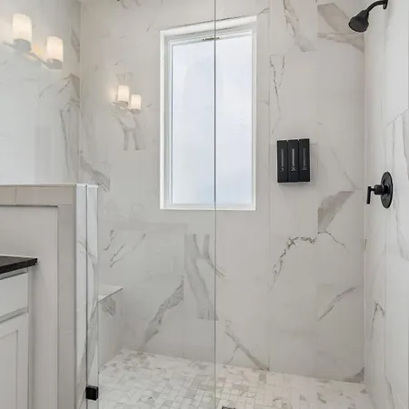 Townhouse With Rooftop & Modern Comfort Holiday home Nashville