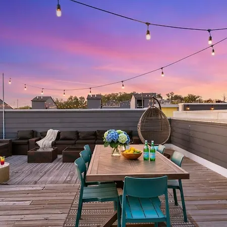 Rooftop Deck 2 Car Garage Near Downtown * Nashville