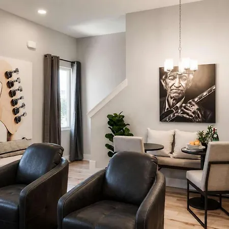 Duo Retreat Private Rooftops Nashville