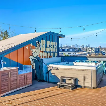 Holiday home Twin Homes Rooftop Deck Hot Tub Outdoor Kitchen