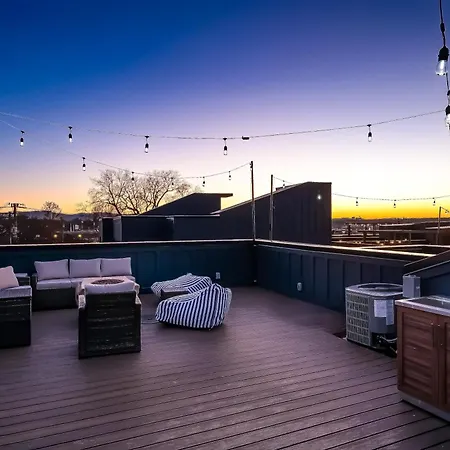 Twin Homes Rooftop Deck Hot Tub Outdoor Kitchen *