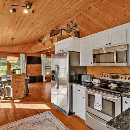 Creeks Luxury Retreat 15 Min To Downtown Holiday home Nashville